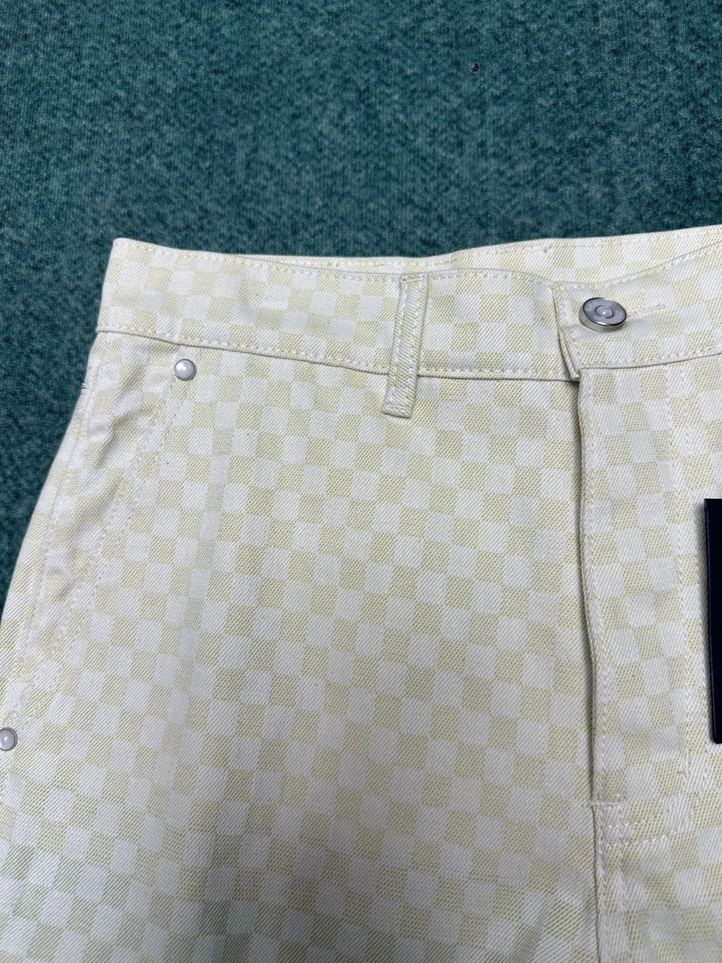 wg.luxury- 8V item:E-F409F1018